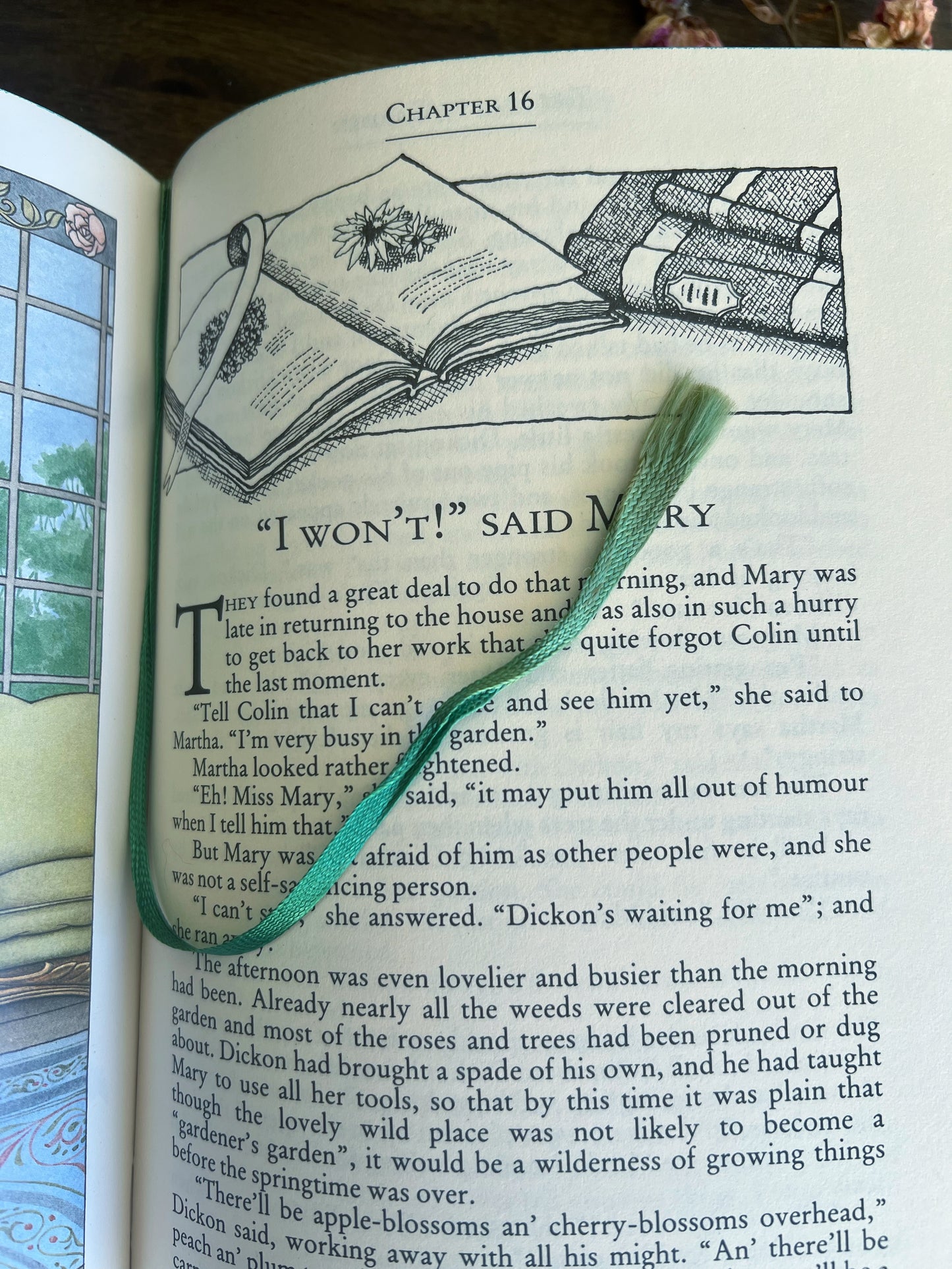The Secret Garden - Frances Hodgson Burnett, Vintage Illustrated Hardcover