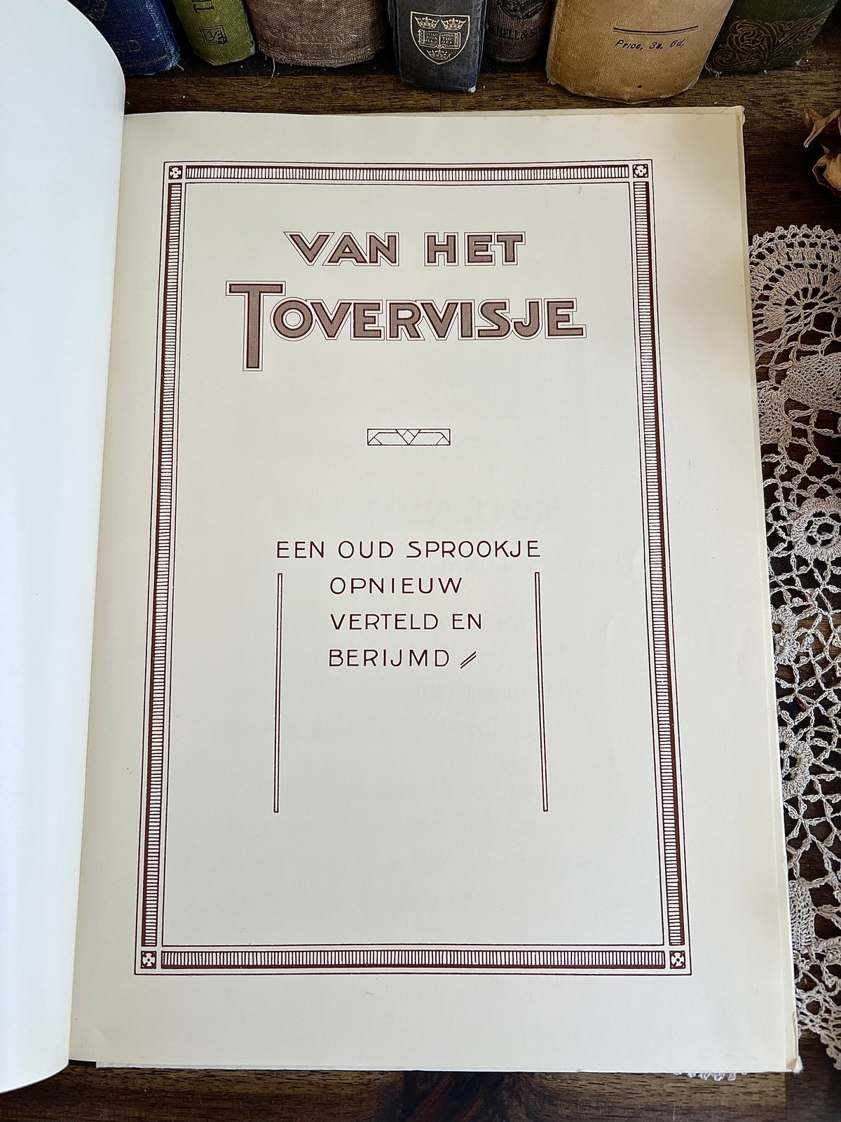 Vintage Van het Toovervischje –  Dutch Piggelmee Fairy Tale Book