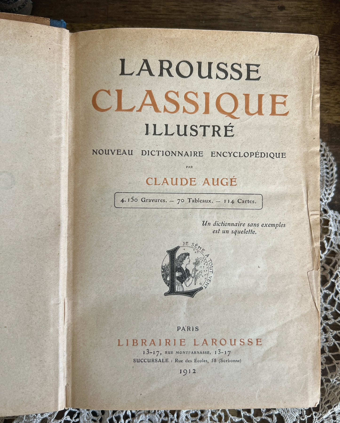 Antique 1912 French Larousse Dictionary - Larousse Classique Illustré