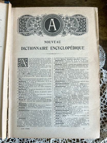 Antique 1912 French Larousse Dictionary - Larousse Classique Illustré